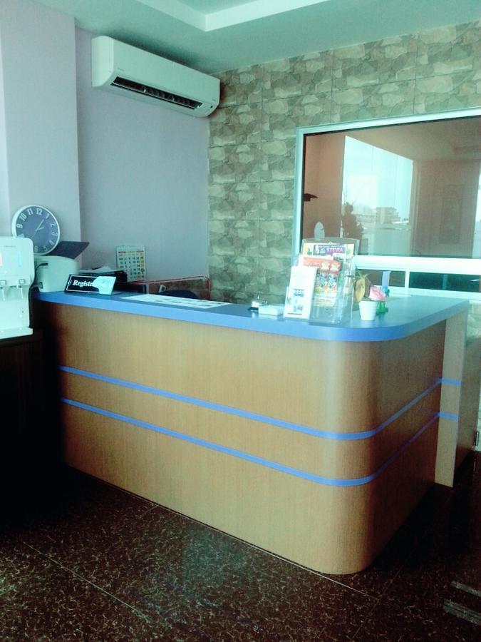 Lavender Riverside Hotel Malacca Екстер'єр фото