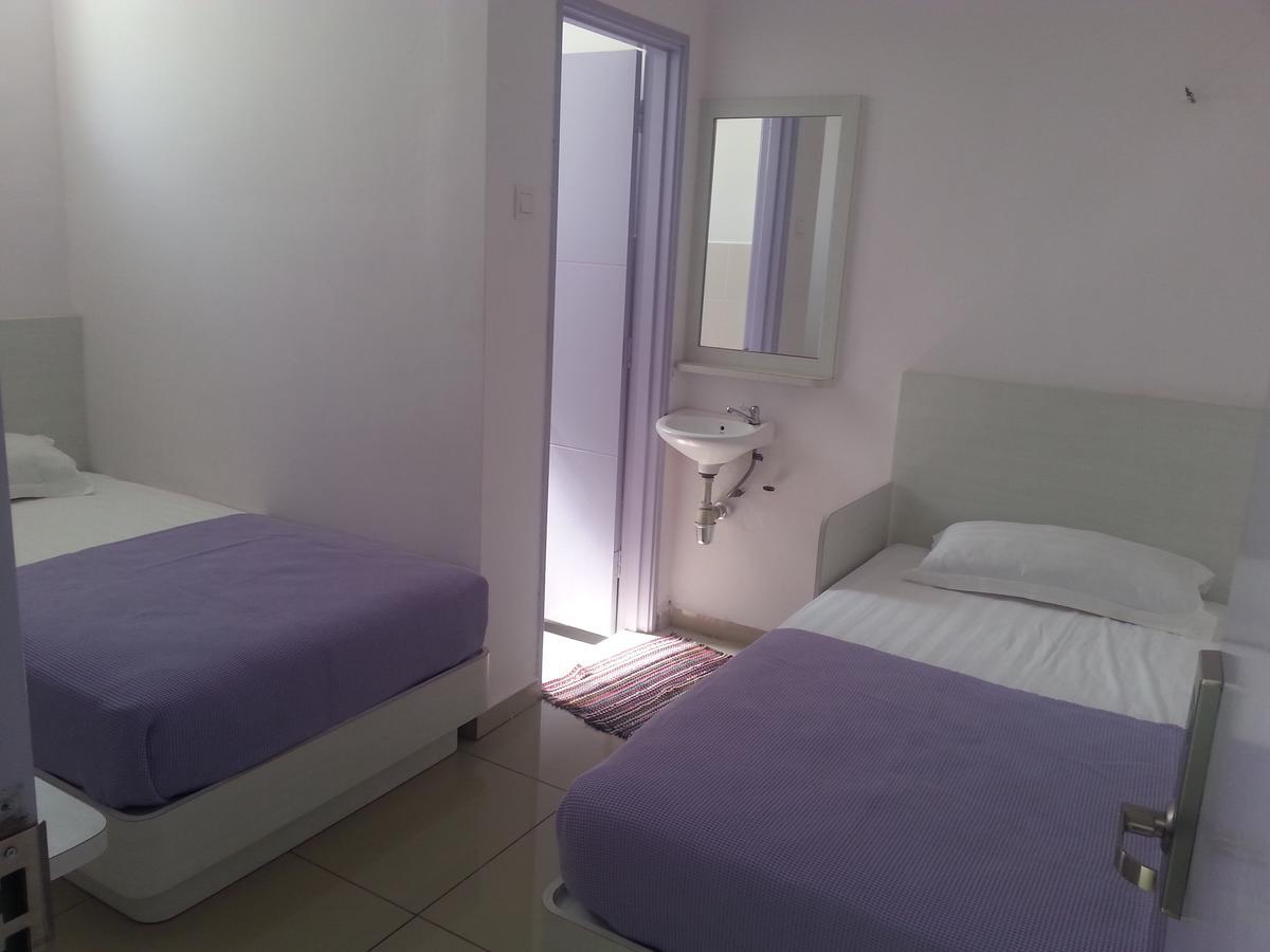 Lavender Riverside Hotel Malacca Екстер'єр фото