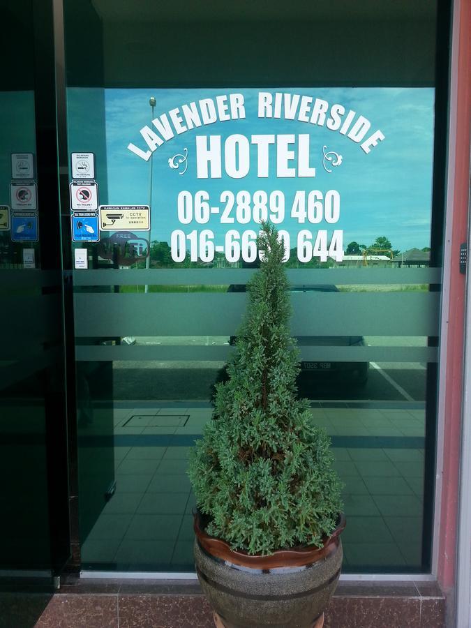 Lavender Riverside Hotel Malacca Екстер'єр фото